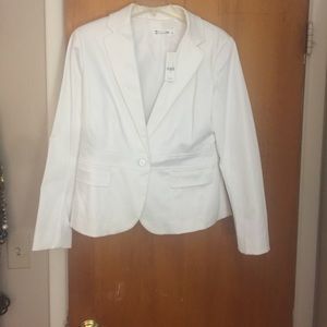 BNWT White Blazer!